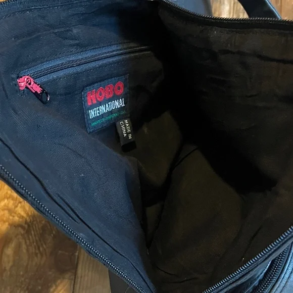 HOBO International Vintage Black Unisex Crossbody Sling Bag - Picture 3 of 11